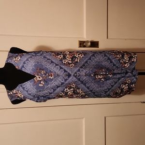 ANTHROPOLOGIE FIG AND FLOWER BLUE QUILT PRINT DESIGN SIZE MEDIUM